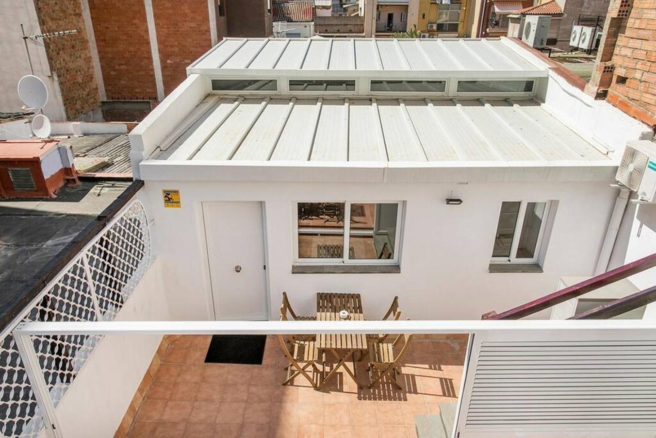 Cozy&New With Terrace Apartment L'Hospitalet de Llobregat Exterior foto